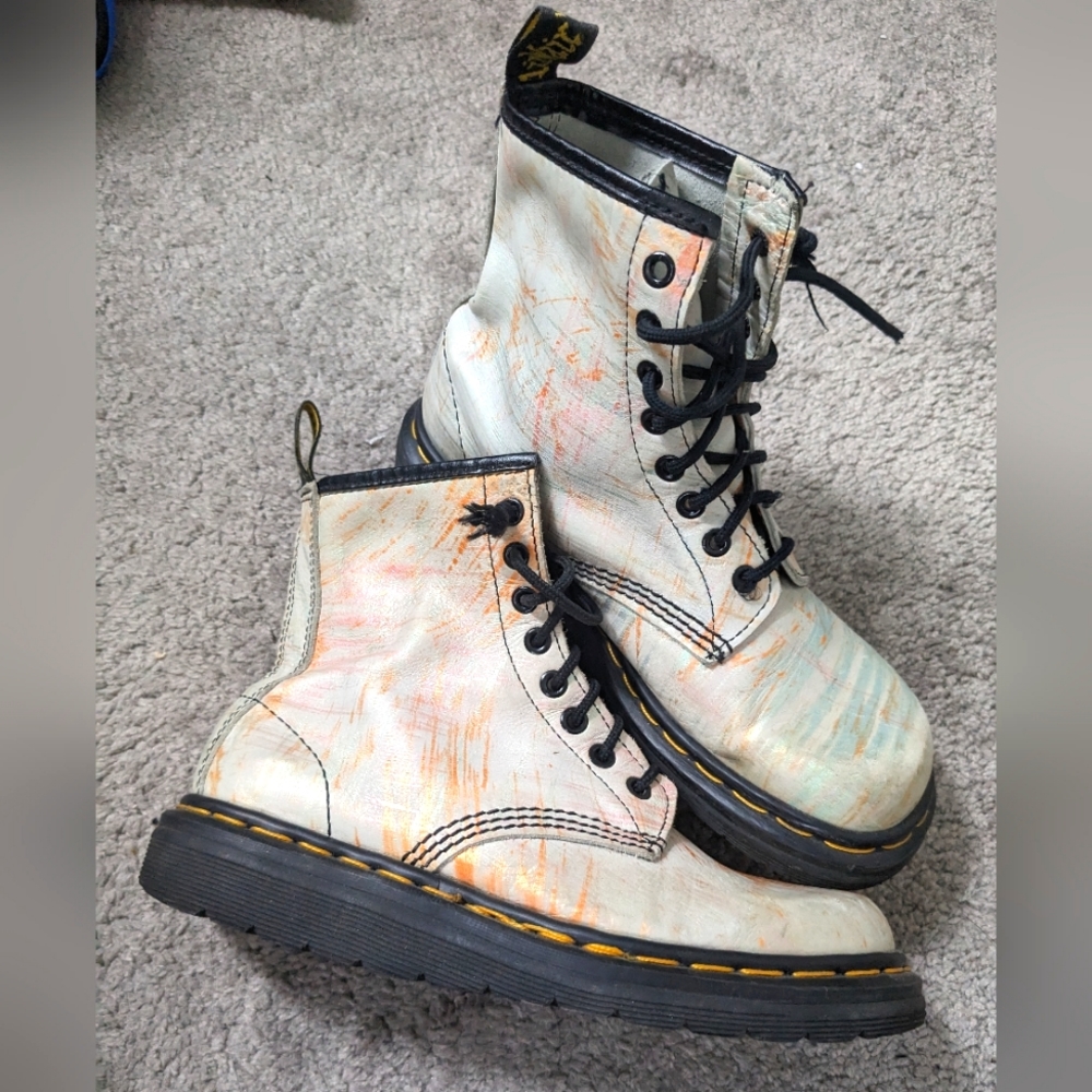 Iridescent stripe leather vintage Doc Dr Martens made in england- size UK 5